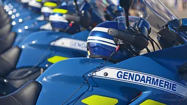 Premiers pas dans la gendarmerie E01 A l'école de la discipline