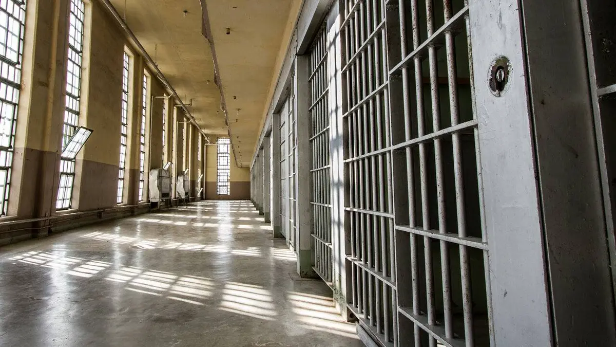 Premiers pas en prison S01E02 Forcer le respect
