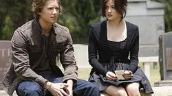 Pretty Little Liars S02E05 Cadavre exquis en streaming