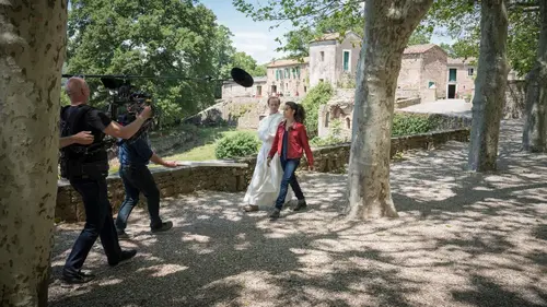 Prière d'enquêter S01E01 Elli et Clément