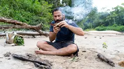 Primal Survivor, l'aventurier de l'extrême S05E04 Les maîtres du feu