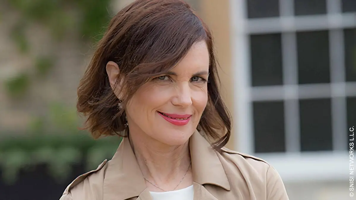 Princesses du Nouveau Monde S02E02 Muses et mécènes