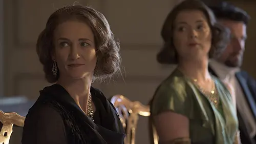 Princesses du Nouveau Monde S02E01 Les stars