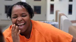 Sur Crime District à 22h14 : Prison Girls