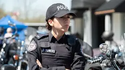 Private Eyes S03E04 Bikers sur la sellette