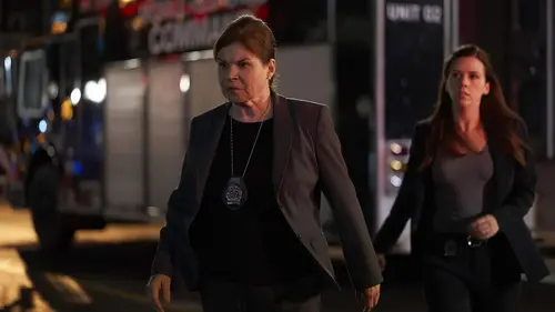 Private Eyes S03E06 Une nuit interminable en streaming