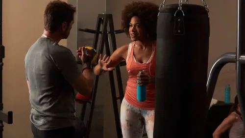 Private Eyes S03E10 Tex et thérapie