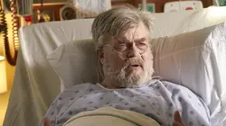 Private Eyes S04E01 Complot de famille