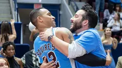 Private Eyes S03E02 Photo compromettante