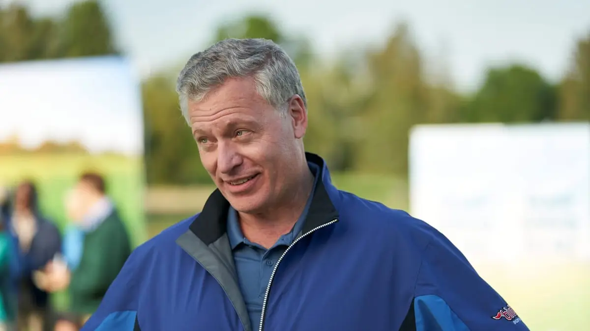 Private Eyes S04E07 Sous pression