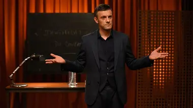 Prof T. S01E01 A travers le miroir