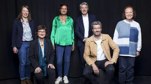 Profession : Cinéaste, Influenceur, Artiste, Coach Sportif Humanitaire