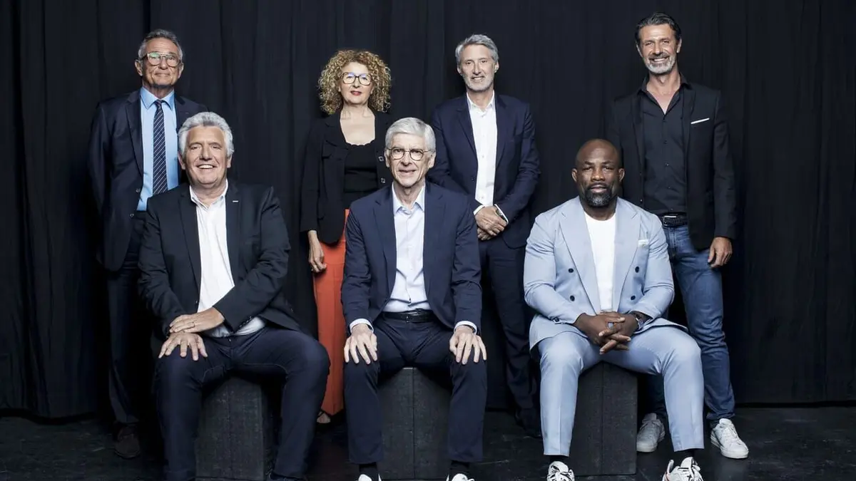 Profession : Cinéaste, Influenceur, Artiste, Coach Sportif Coach sportif