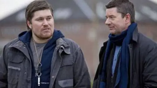 Protection rapprochée S01E01 Nouvelles recrues