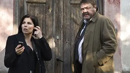 Protection rapprochée S01E08 Double jeu