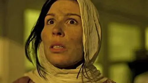 Protection rapprochée S02E02 Tragédie à la P.E.T.