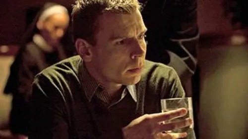 Protection rapprochée S02E08 Bonté divine