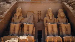 Pyramides : les mystères révélés