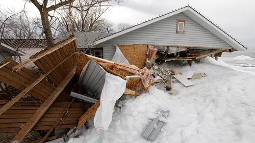 Quand tout bascule S01E05 Impact glacé, inondation éclair, cerf mortel