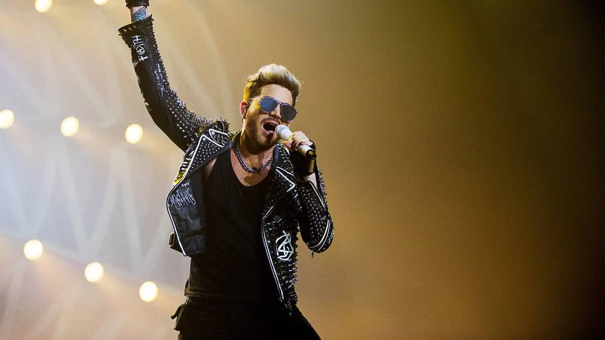 Queen & Adam Lambert : The Show Must Go On