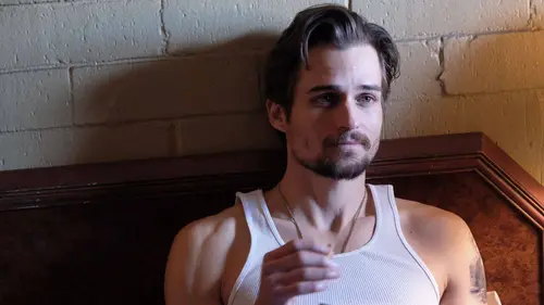 Queen of the South - Naissance d'une reine S02E01 King George