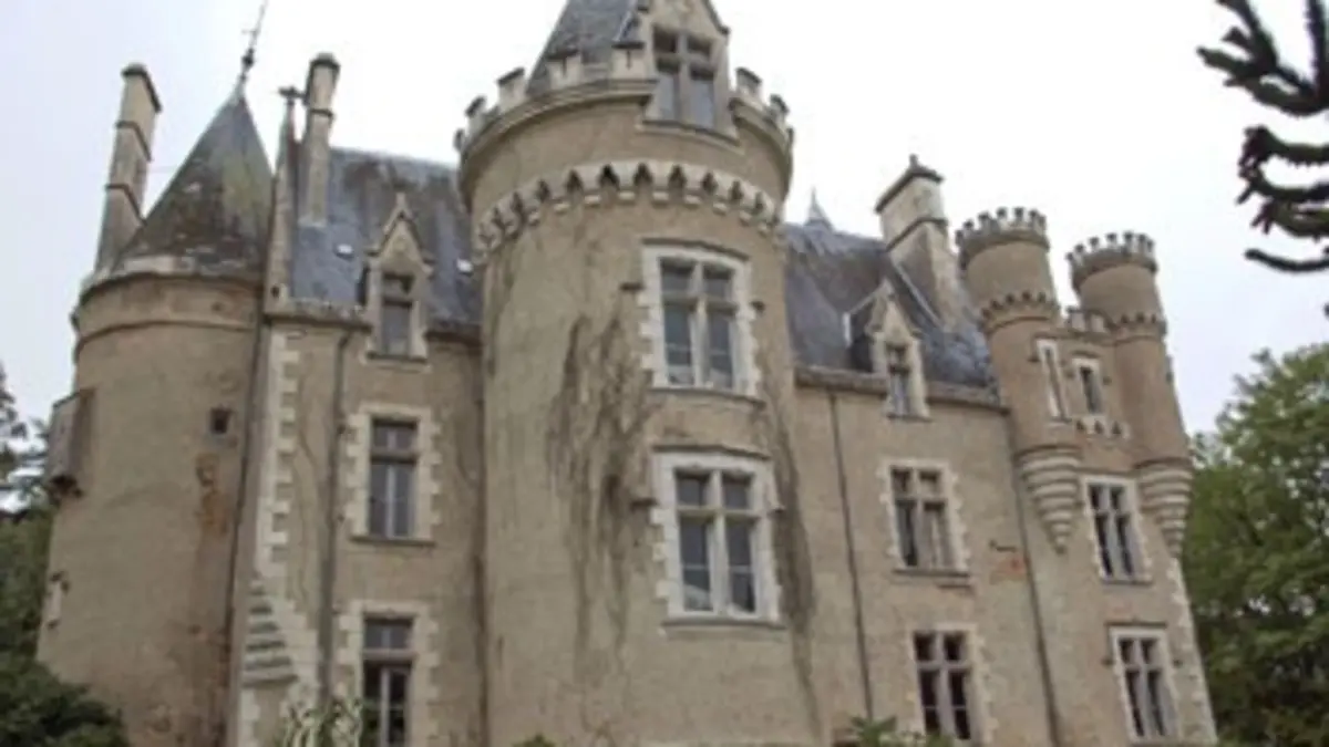 R.I.P. recherches investigations paranormal E06 Le château de Fougeret