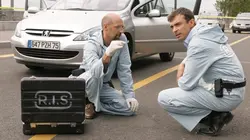 R.I.S. Police scientifique S01E03 Un nid de vipères