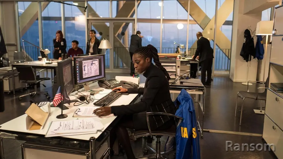 Ransom S01E13 Cyber-influence