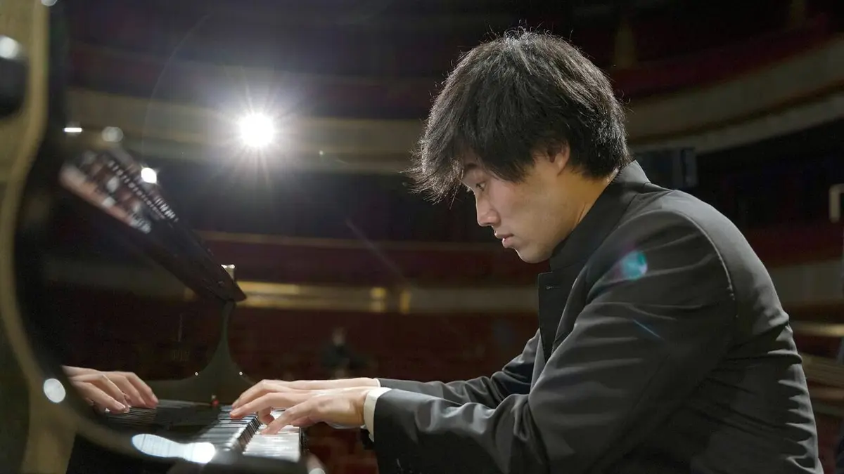 Récital Chopin par Bruce Liu