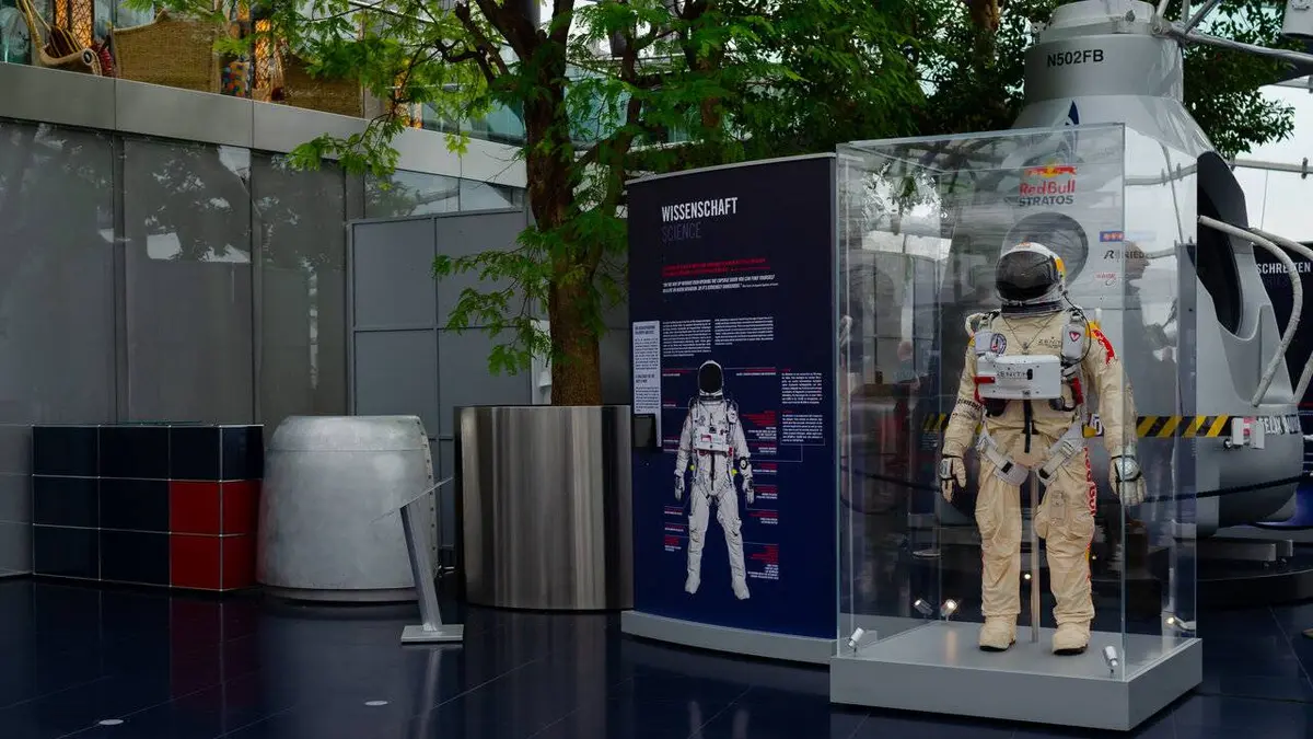Red Bull Stratos : La mission de Felix Baumgartner réussie