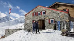 Refuges de montagne  Larmes de joie et gâteau décevant