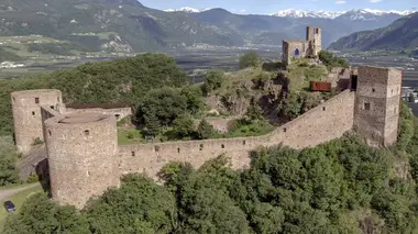 L'histoire et le mythe