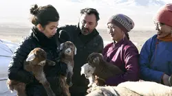 Rendez-vous en terre inconnue Mélanie Doutey chez les nomades de Mongolie