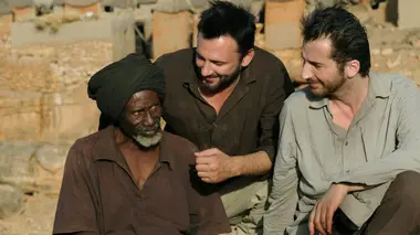 Rendez-vous en terre inconnue Edouard Baer chez les Dogons