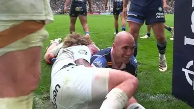 1/2 finale : sous les perches, Maxime Lucu permet à l'UBB de faire le break avant la pause
