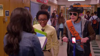 100 choses à faire avant le lycée | La sorcière | NICKELODEON