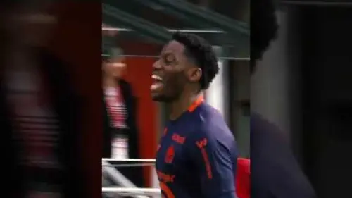 replay de 15ème but pour Jonathan David ?