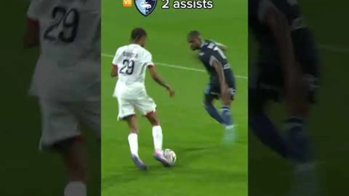 replay de 5 assists in 5 games for João Neves ??? #ligue1mcdonalds #football #ligue1 #foot #psg #sport