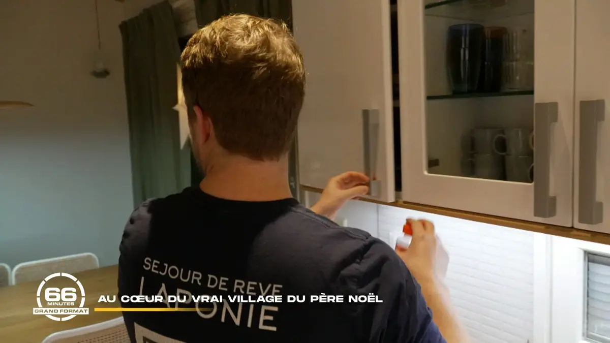 replay de 66 minutes : Au cœur du vrai village du Père Noël