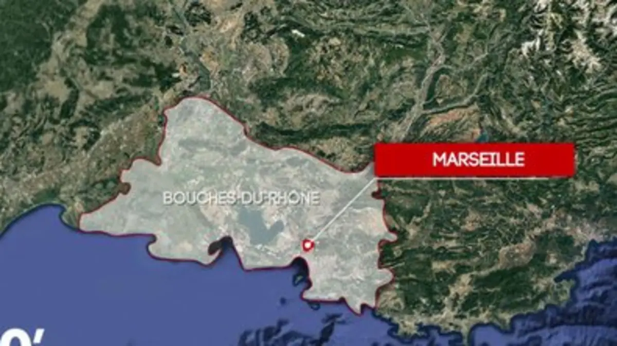 replay de 90' Enquêtes - Urgences dans le plus grand hôpital de Marseille