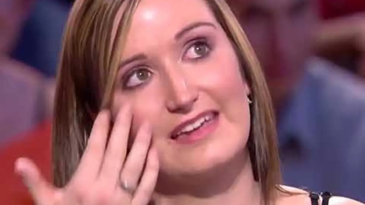 replay de À cause de sa mère, ça fait 18 ans qu'elle n'a pas revu