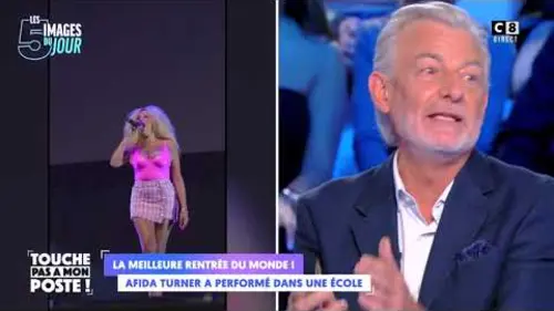 replay de Afida Turner invitée à performer à la rentrée d'une école de commerce