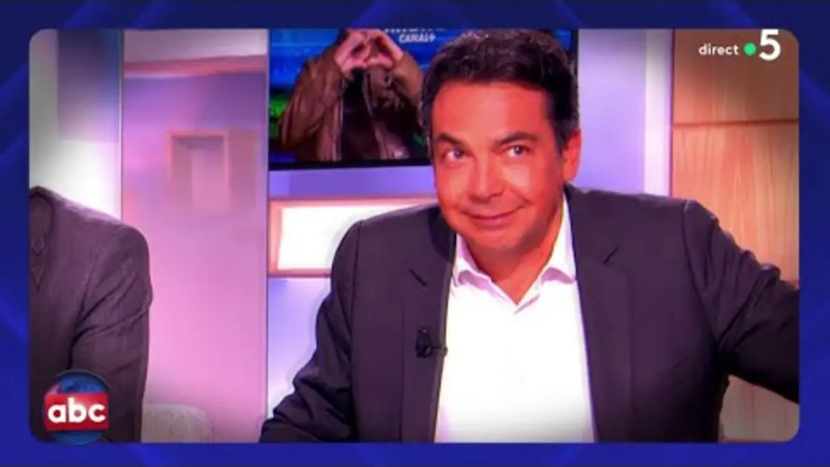 replay de Alerte info : vendredi Patrick avait une bonne grosse dalle - L’ABC - C à Vous - 26/04/2024