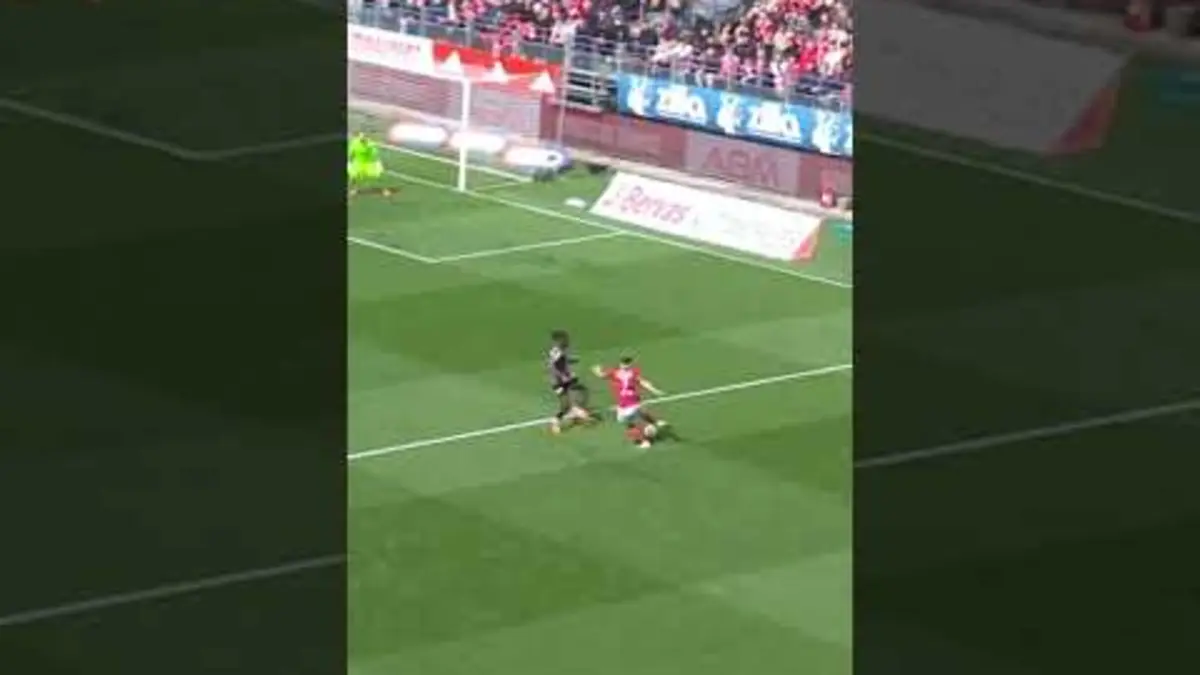 replay de Alexandre Oukidja ?