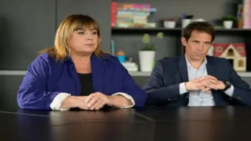 La stagiaire S10E03 Amour fantôme