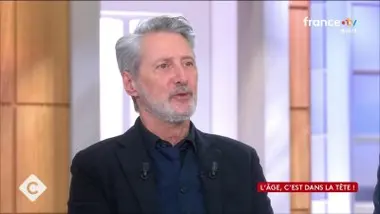 Antoine de Caunes : l’âge, c’est vraiment dans la tête ?