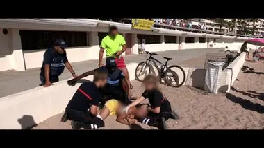 Appels d'urgence - Plage, fêtards et délinquants : coup de chaud à St-Raphaël