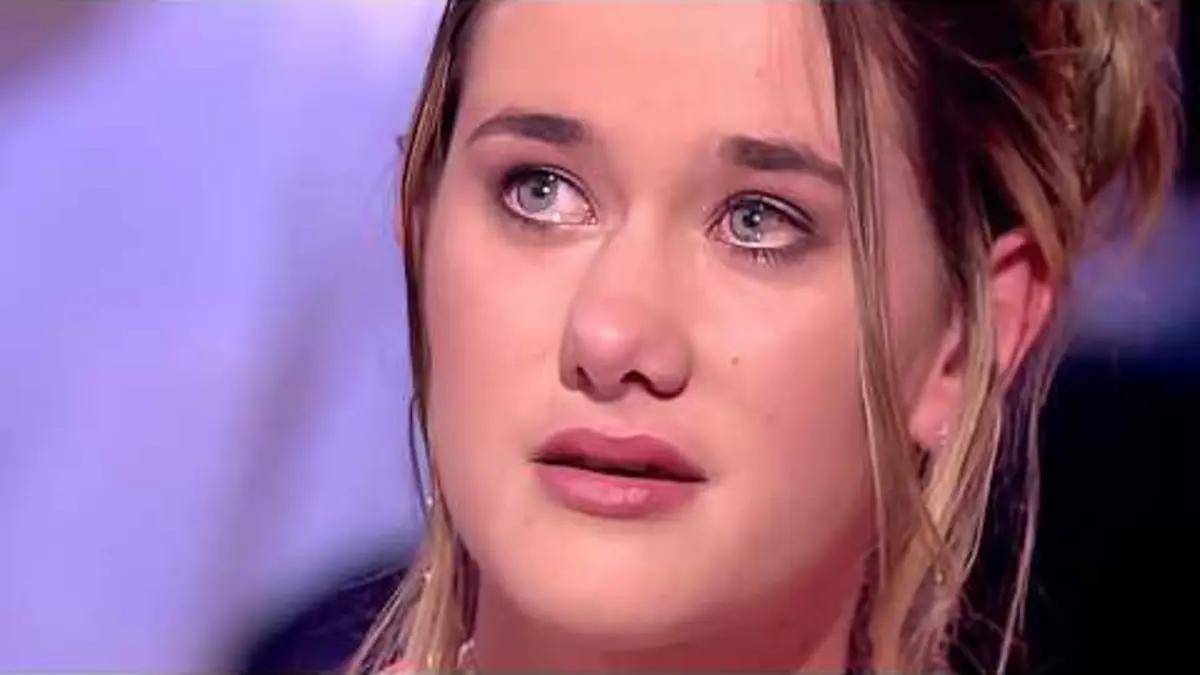 replay de Après une dispute, François n'a pas vu sa soeur depuis 2 ans