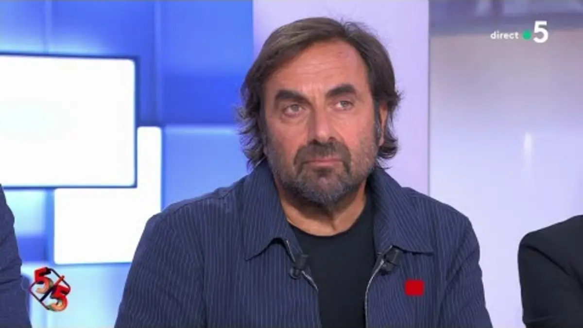 replay de Arménie : l’appel à l’aide d’André Manoukian - Le 5/5 - C à Vous - 28/09/2023