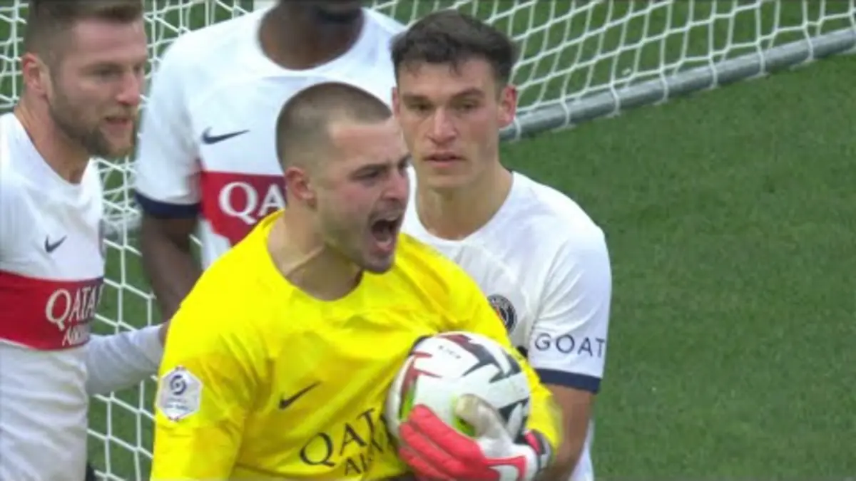 replay de Arnau Tenas infranchissable !